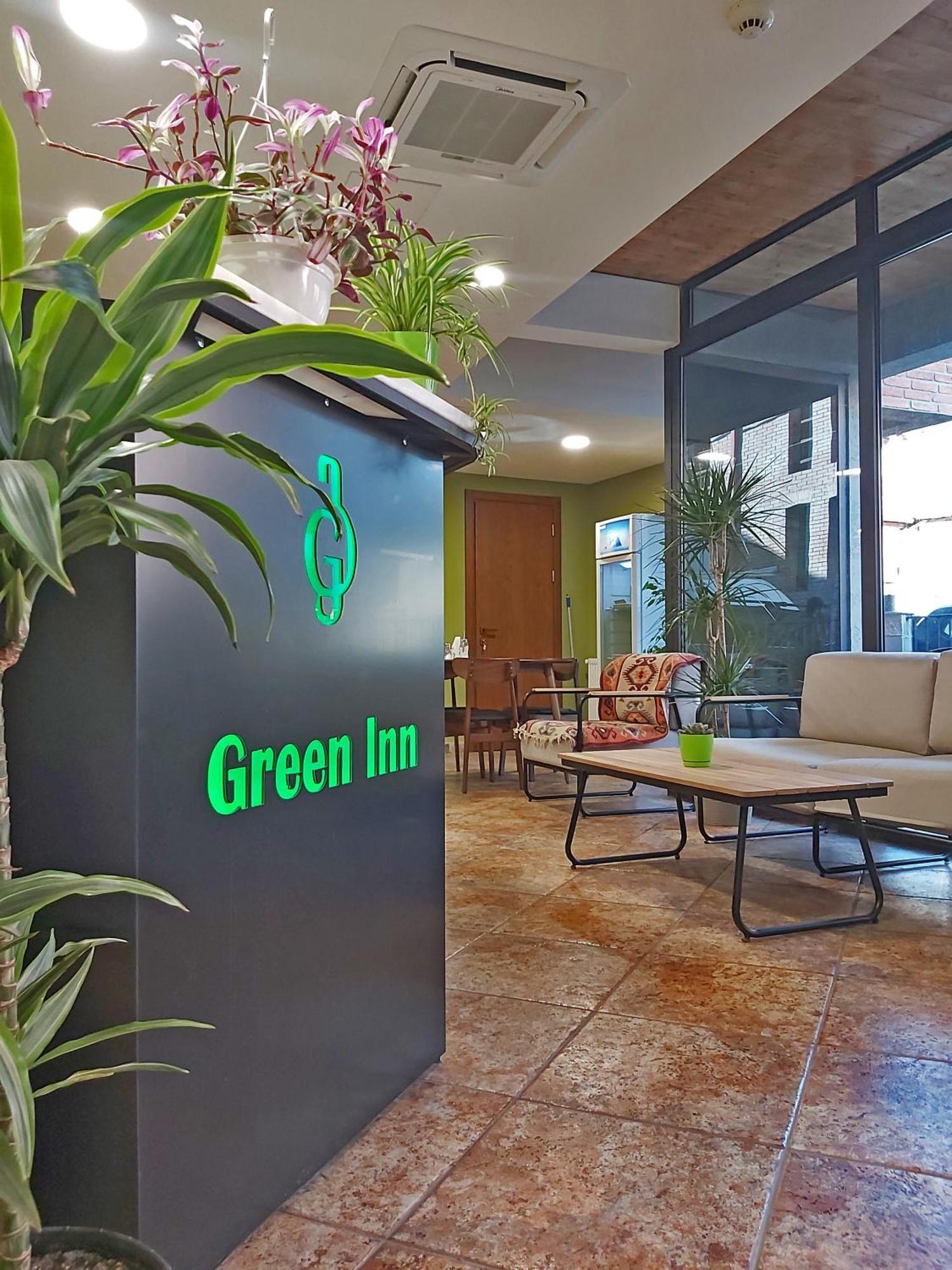Green Inn Hotel Tbilisi Buitenkant foto