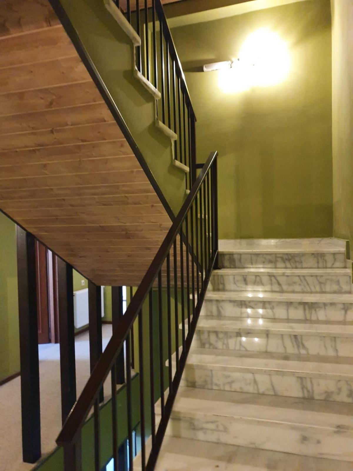 Green Inn Hotel Tbilisi Buitenkant foto